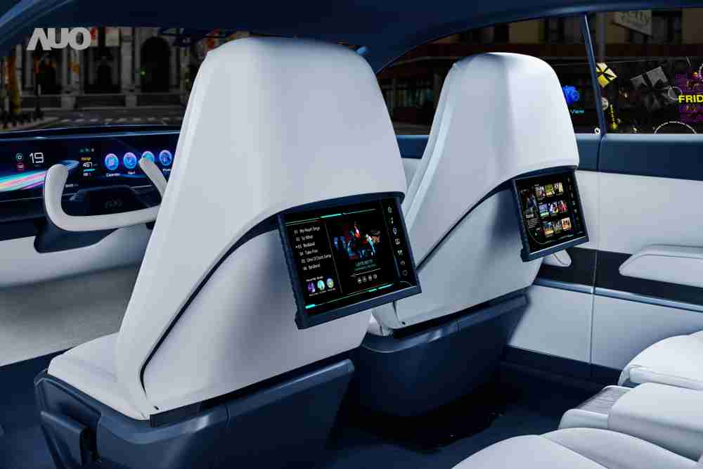 尊龙集团将于CES 展示全新Smart Cockpit 2024，，可紧密串连使用者多元需求，，，，并革新座舱内部的应用和设计，，，带来身历其境且引人入胜的视觉飨宴，，满足驾乘人员的全方位体验