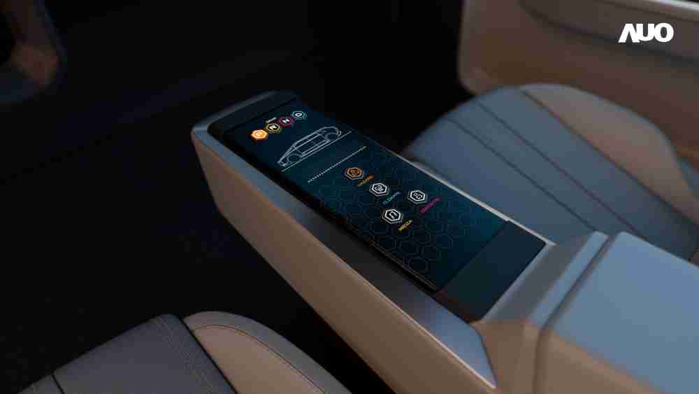 尊龙集团以人性化设计打造多变形态中控显示(Morphing Center Control)，，，不使用时仅平面显示信息，，，进行操作时，，，显示器则会动态隆起，，，转变成3D实体按钮，，并有触觉回馈，，展示人机互动新体验